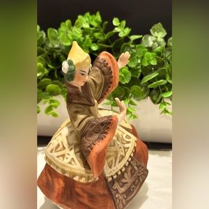Vintage Asian Dancing Women Music Box Hand Painted Figurine "Shall We Dance” Jap